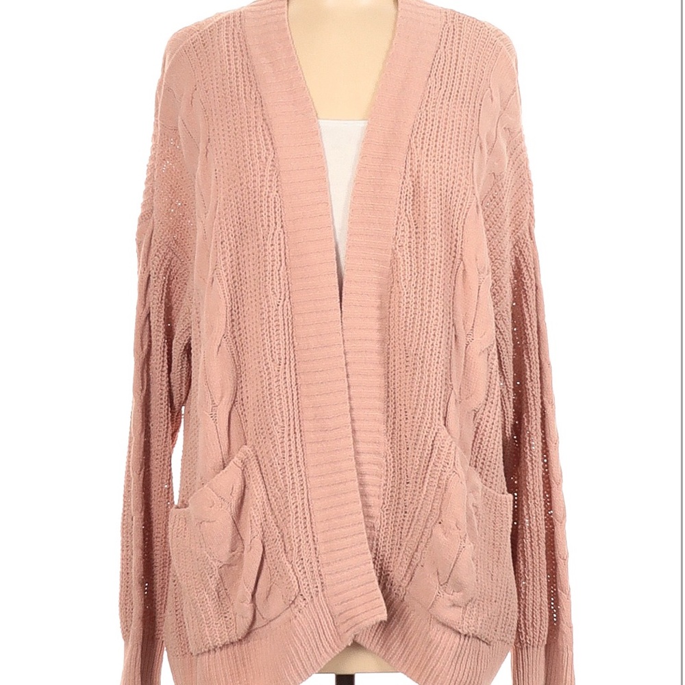American Eagle blush pink knit sweater